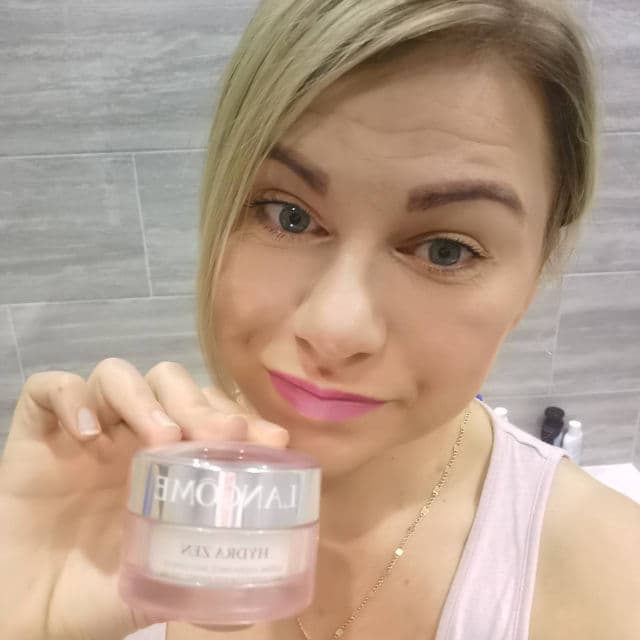 Lancome Hydra Zen Day Cream Anti-Stress Moisturizer review photo by Meggie89Sol
