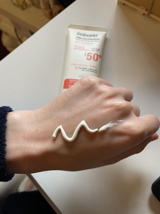 Babaria Multi Protection 360º Photoage SPF50+ review photo by skincarewithbrigite