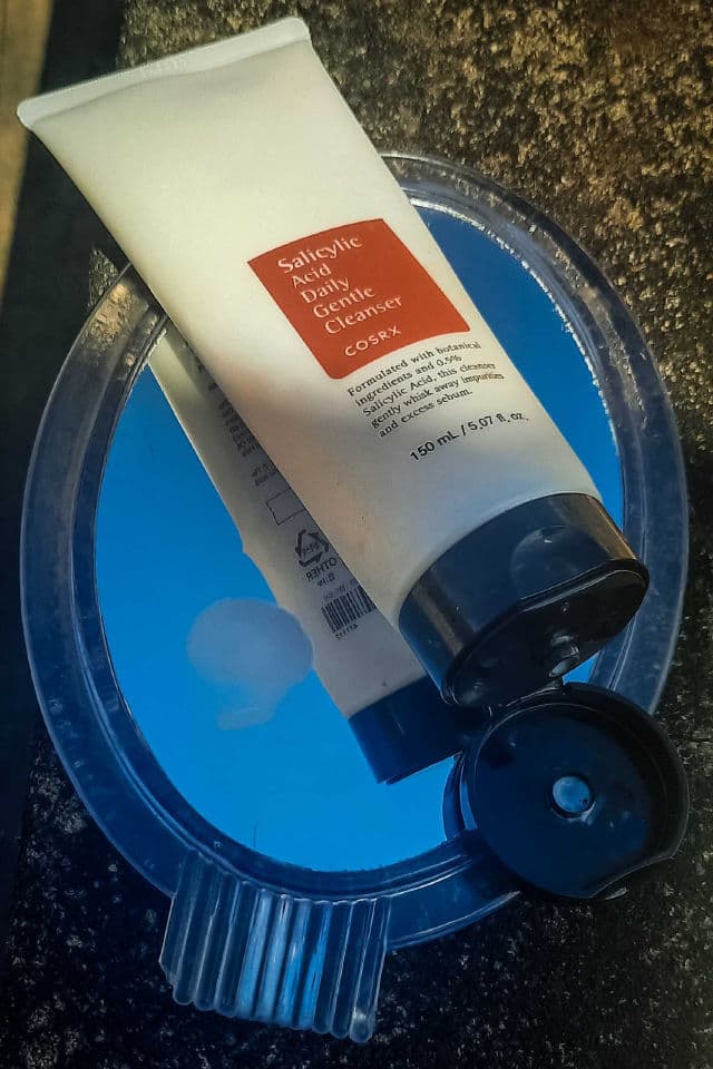 COSRX Salicylic Acid Exfoliating Cleanser review photo by muniya