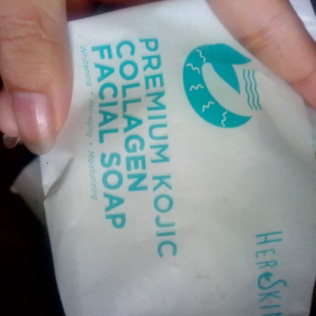 HerSkin Premium Kojic Collagen Facial Soap review photo by yourdaisy
