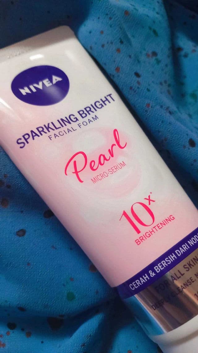 Nivea Sparkling Bright Facial Foam review photo by novitamarsaolyyy