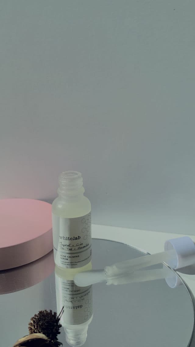 whitelab Acne Calming Serum review photo by Jujuy66