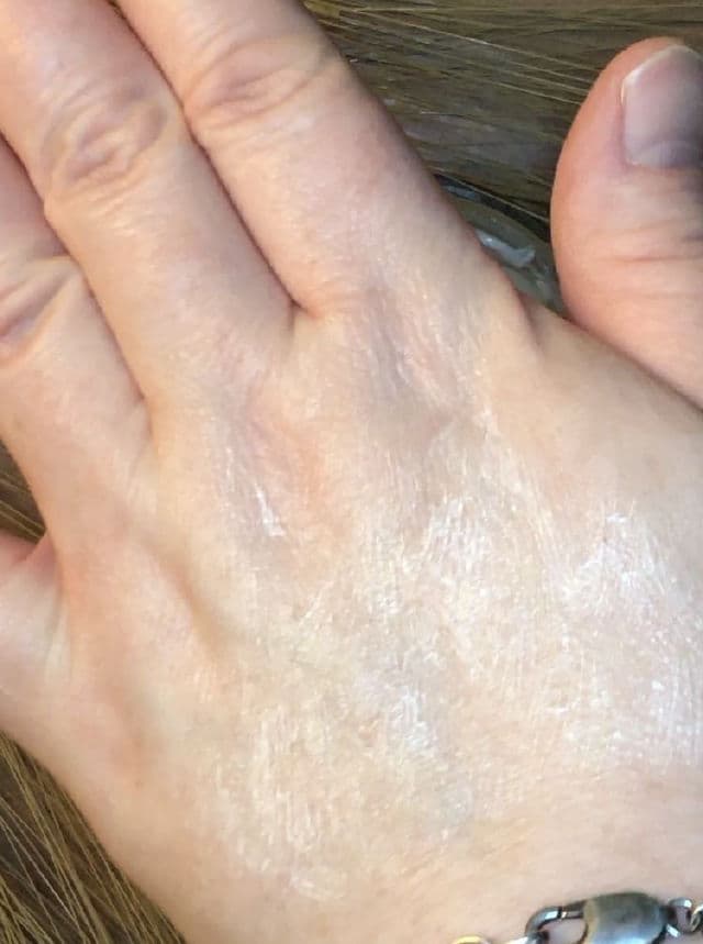 Lavera Naturkosmetik Basis Sensitiv Anti-Falten Feuchtigkeitscreme Q10 review photo by FloridaGurl