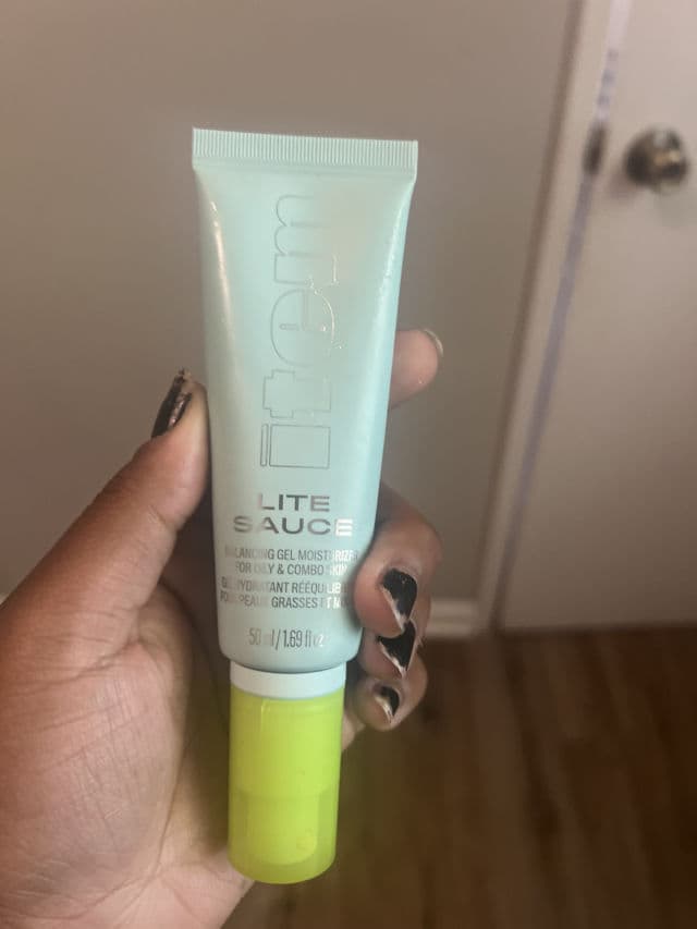 Item Beauty Lite Sauce Clean Balancing Gel Moisturizer review photo by MeganThrash