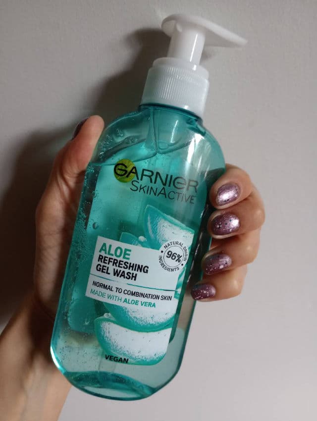 Garnier SkinActive Refreshing Facial Cleanser with Aloe Vera review photo by Angyp