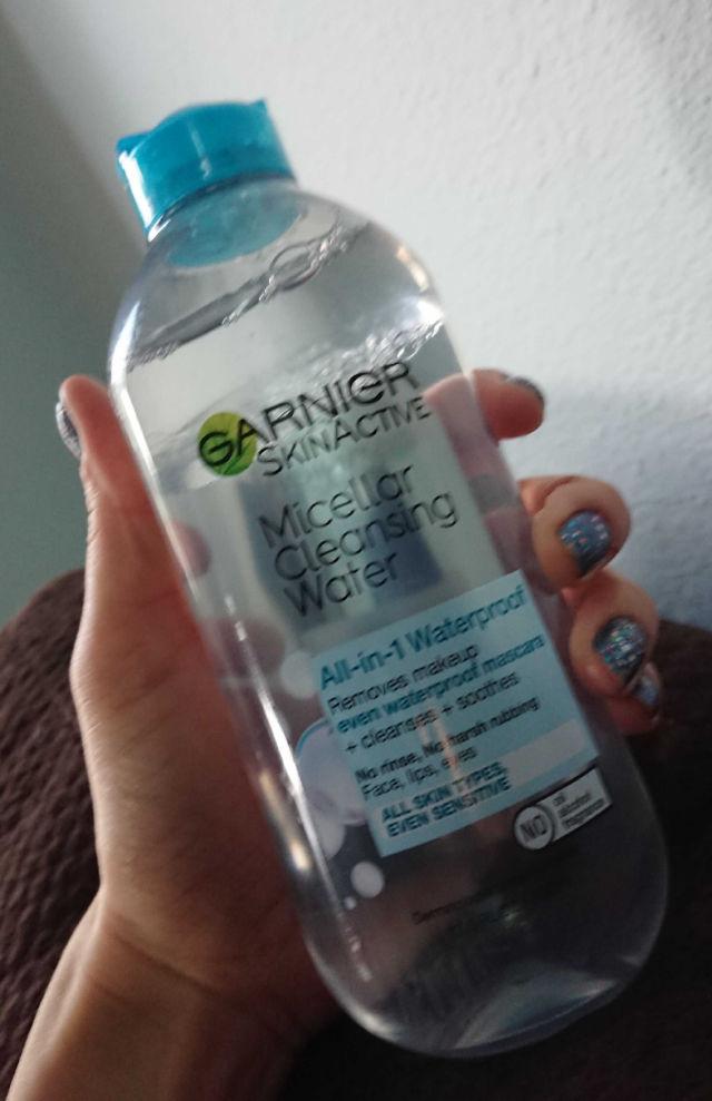 Nutritioniste SkinActive Micellar Cleansing Water, Waterproof product review