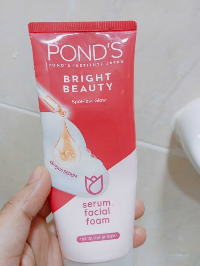 Pond's White Beauty Spot-Less Glow Facial Foam review photo by Reviewer