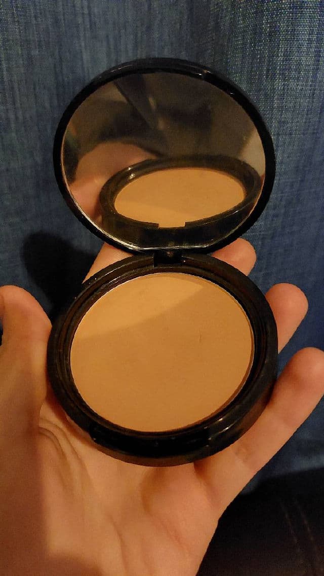 Nyx Cosmetics Light review photo by natiLar