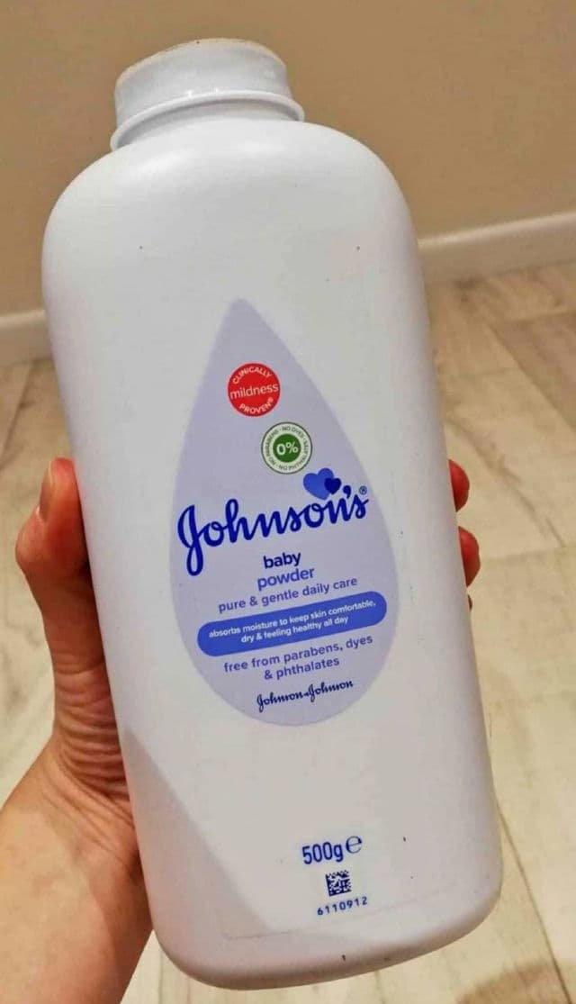 Johnson's Baby Powder review photo by natiLar