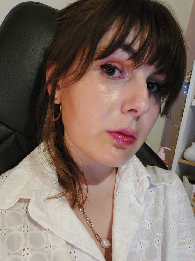 Chella Beauty Liquid Eyeliner Pen - Black review photo by natiLar