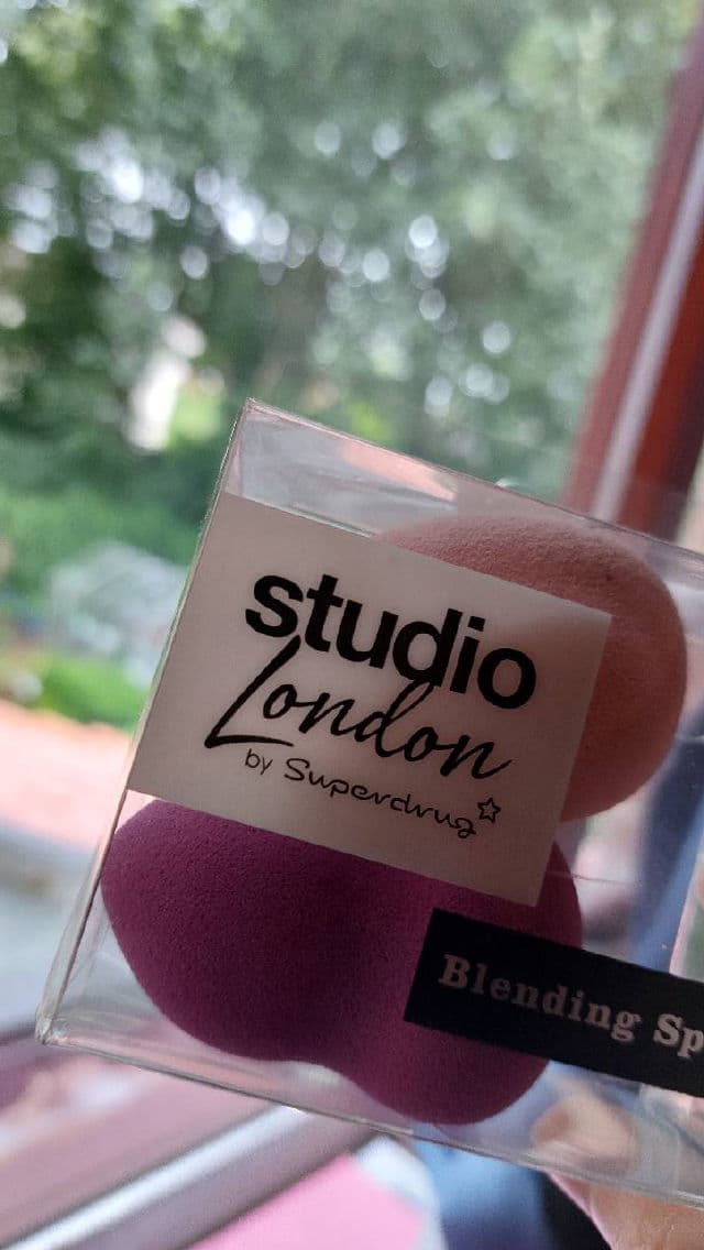 Superdrug Blending Sponge review photo by natiLar
