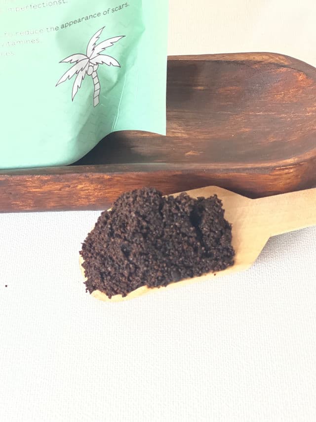 Frank Body Peppermint Coffee Scrub review photo by brendaskincare