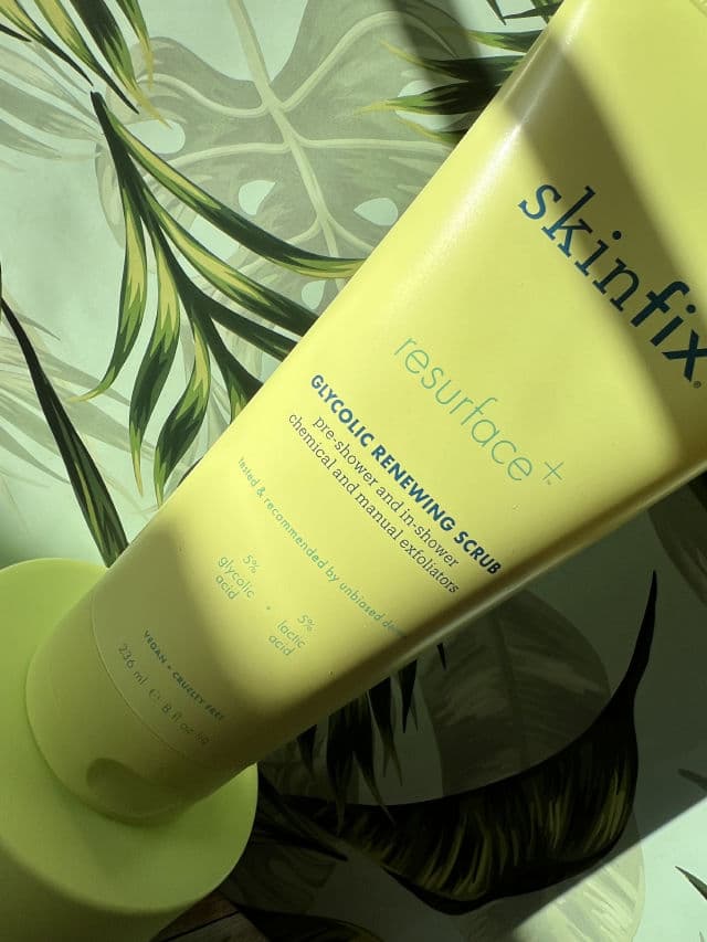 Skinfix Resurface+ Glycolic Renewing Body Scrub review photo by brendaskincare