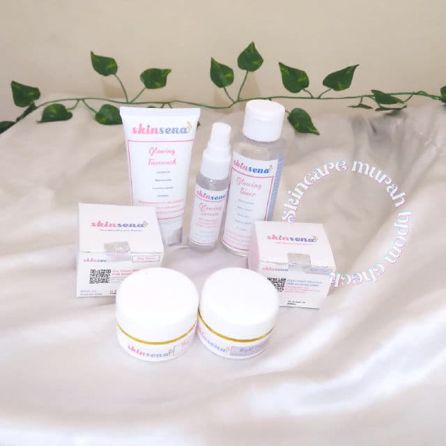 Skinsena Glowing Toner review photo by richaariany