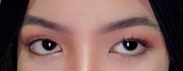 Looké Cosmetics Holy Lash Elixir review photo by pandaskinjournal