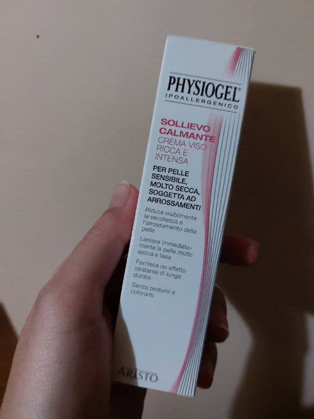 Physiogel Calming Relief Face Cream review photo by Oolivia