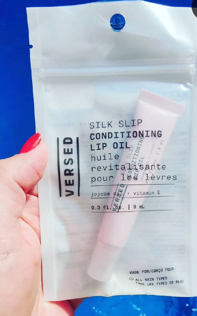 Versed Silk Slip Conditioning Lip Oil review photo by beautytimeglow