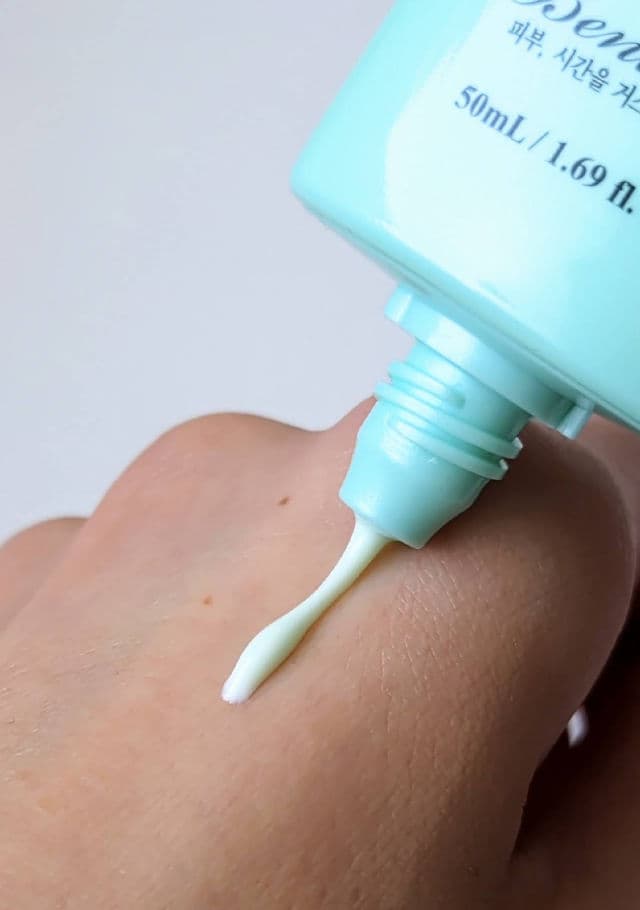 BENTON Air Fit UV Defense Sun Cream SPF 50+ PA++++ review photo by doreen