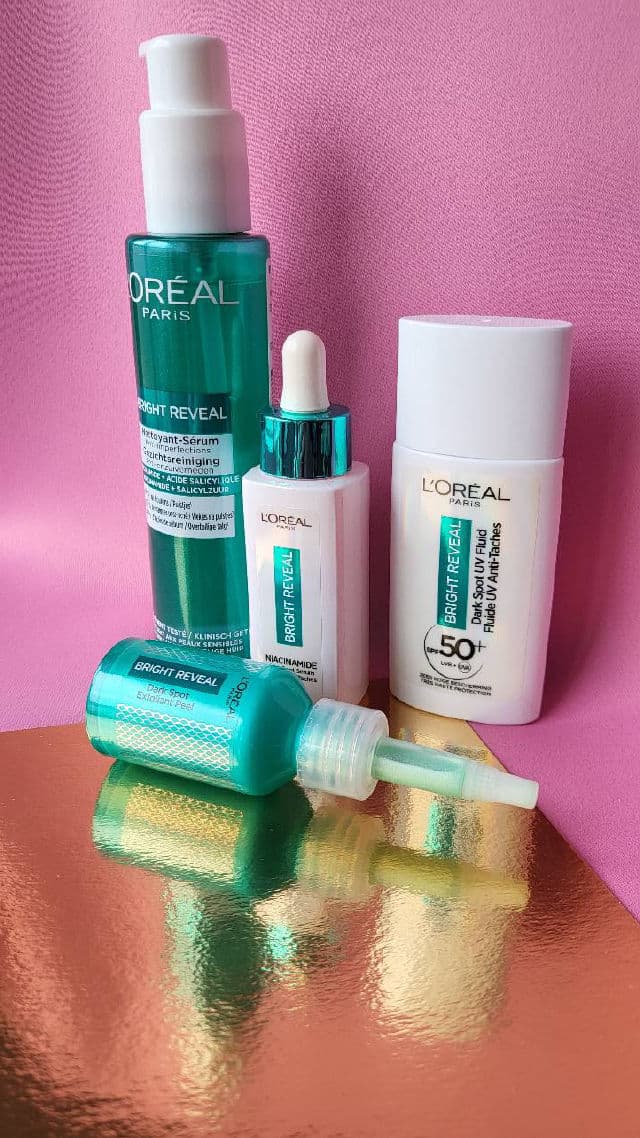 L'Oreal Paris Bright Reveal 12% Niacinamide + Amino Sulfonic + Ferulic Dark Serum review photo by Nisjeography