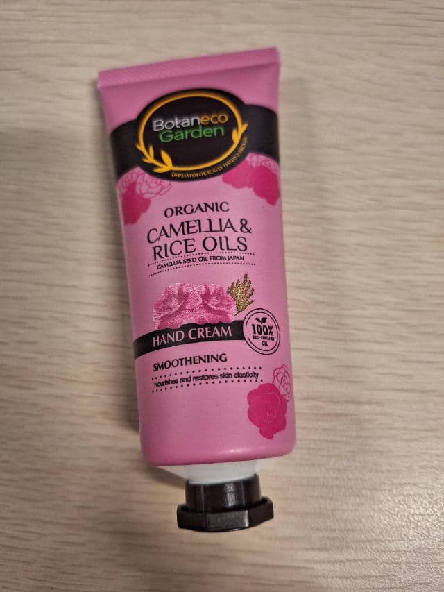 Botaneco Garden Organic Camellia & Rice Oils Hand Cream review photo by Jings
