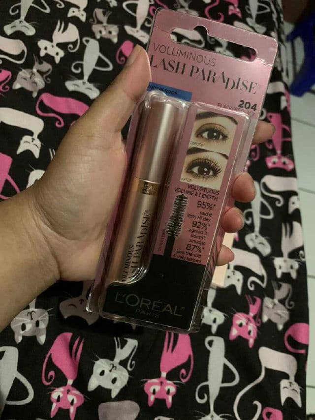 L'Oreal Paris Voluminous Lash Paradise Mascara review photo by PickyChava