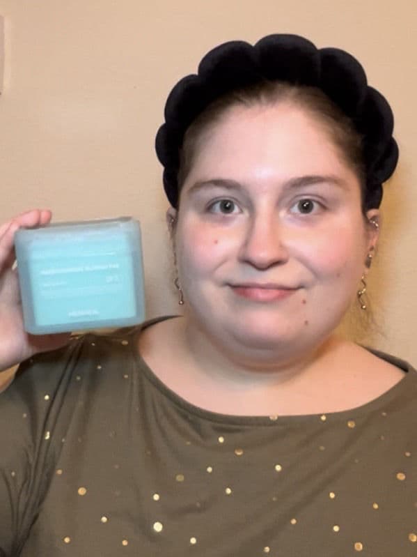 MEDIHEAL Madecassoside Blemish Pad review photo by MeaningInMakeup