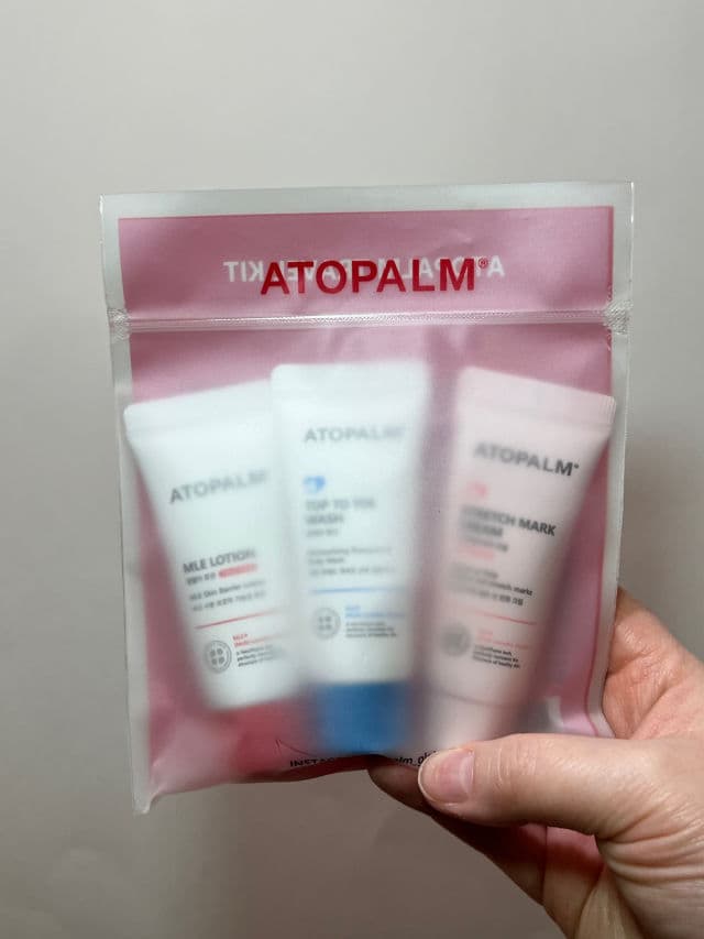 Atopalm Travel Kit review photo by MeaningInMakeup