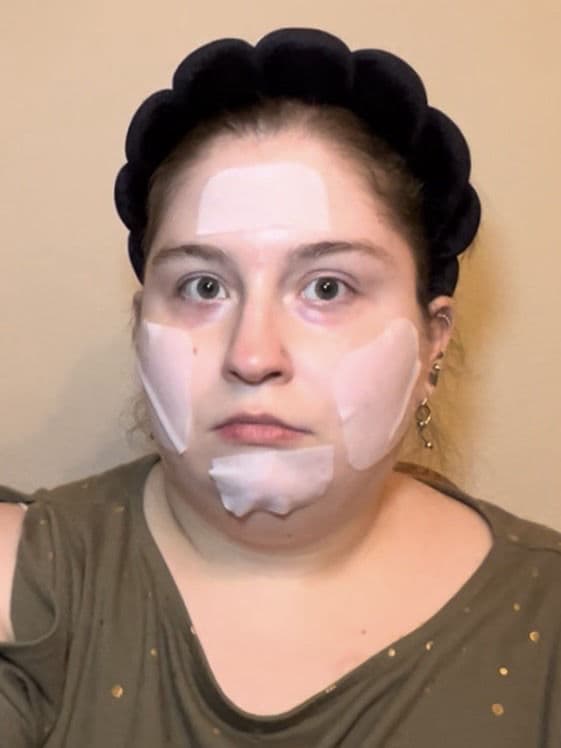 MEDIHEAL Madecassoside Blemish Pad review photo by MeaningInMakeup