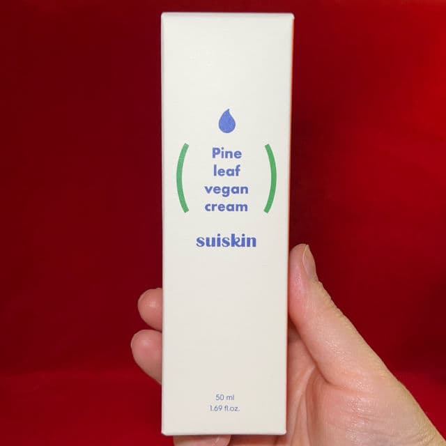 Suiskin Pine Leaf Vegan Cream review photo by MeaningInMakeup