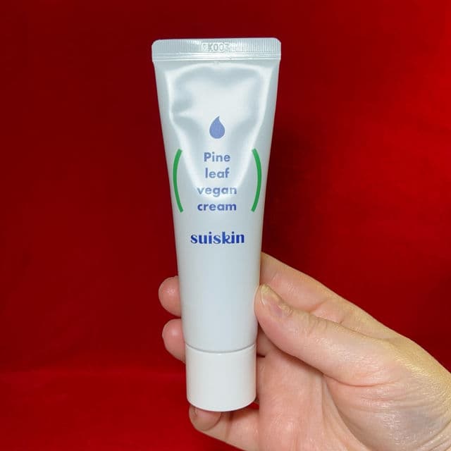 Suiskin Pine Leaf Vegan Cream review photo by MeaningInMakeup