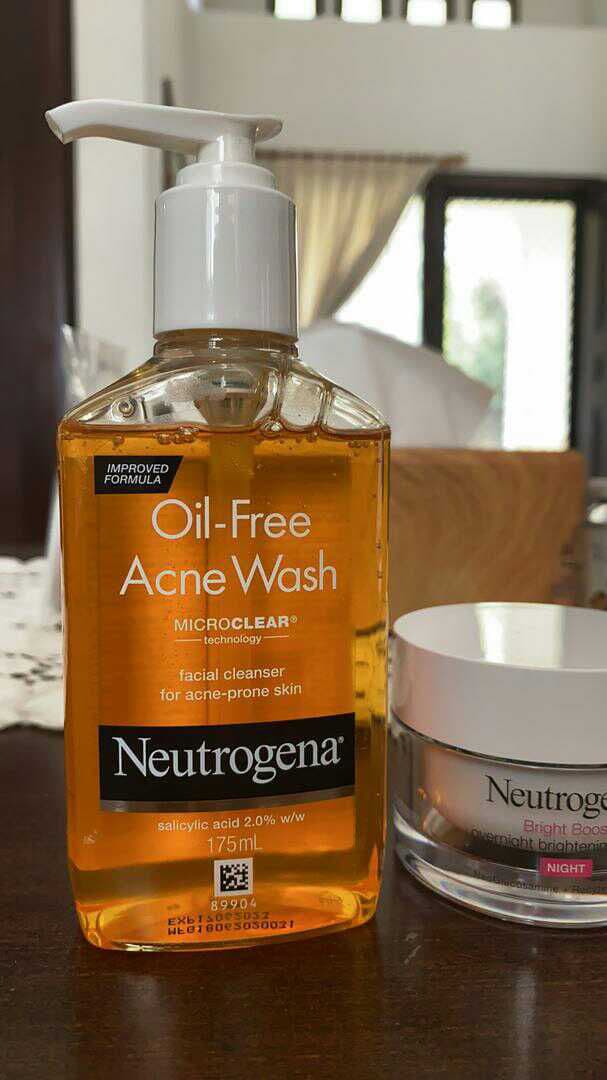 Neutrogena Oil-Free Acne Wash review photo by ClaireZaelani