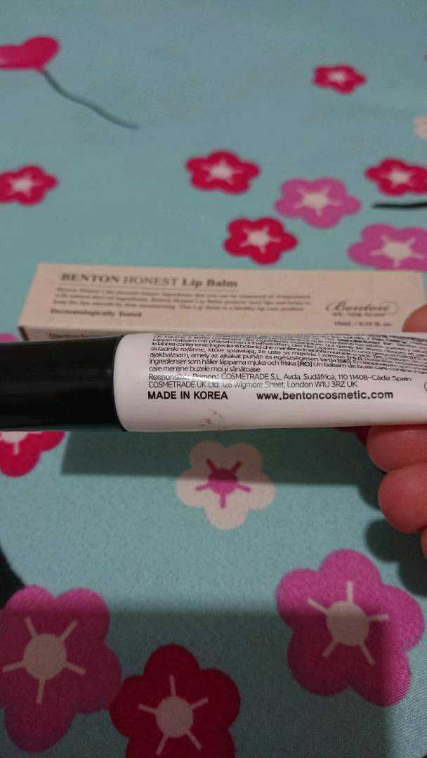 BENTON Honest Lip Balm review photo by ClaireZaelani