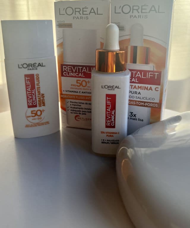 L'Oreal Paris Revitalift Clinical Derm-Grade 12% Vitamin C Serum	 review photo by lovelyprettytips