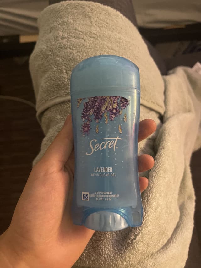 Secret Outlast Gel Deodorant - Completely Clean review photo by ChristyTea