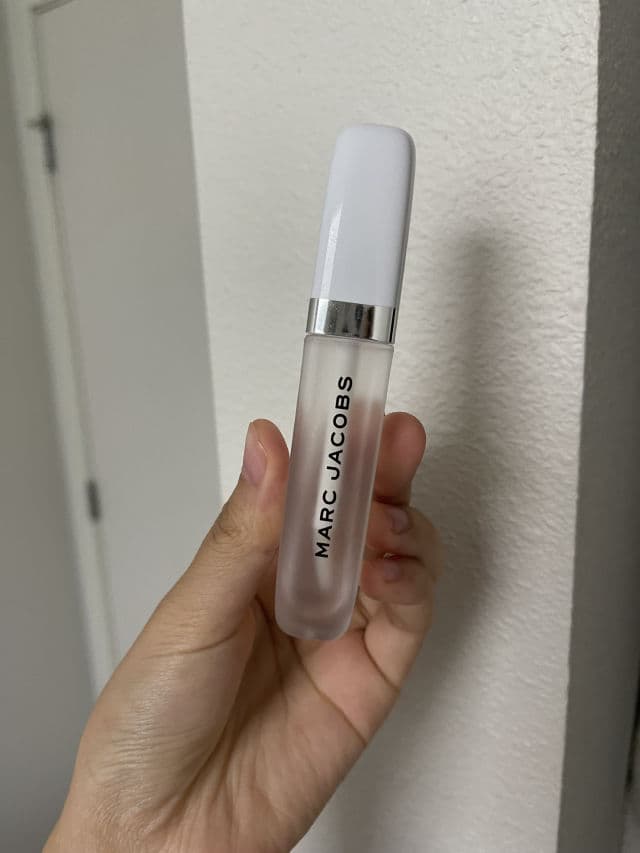Marc Jacobs Beauty Re(cover) Hydrating Coconut Lip Oil review photo by ChristyTea
