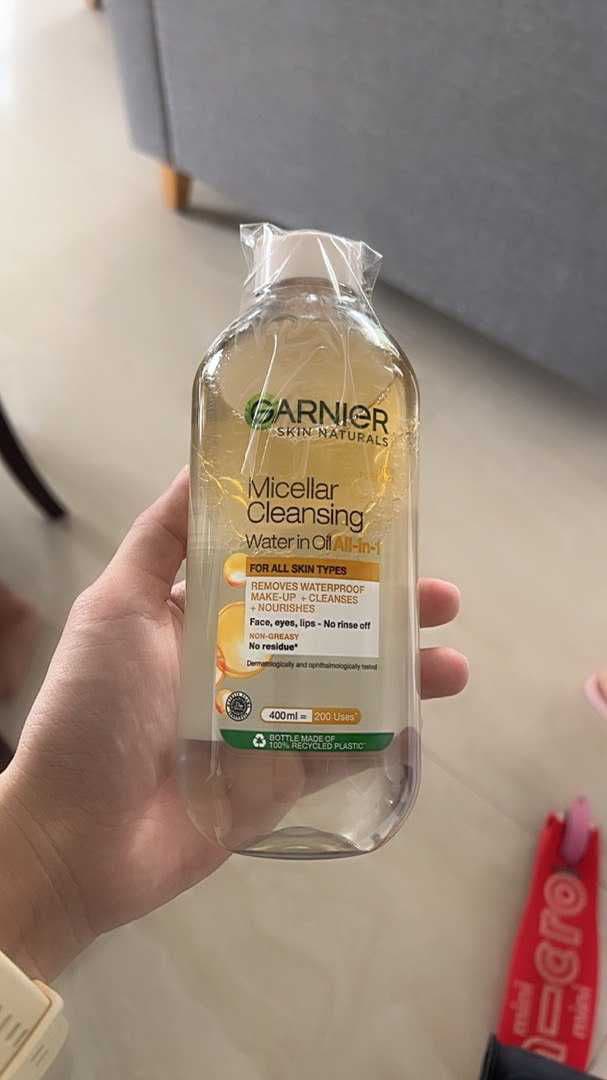 Garnier Micellar Oil-Infused Cleansing Water review photo by merrylie