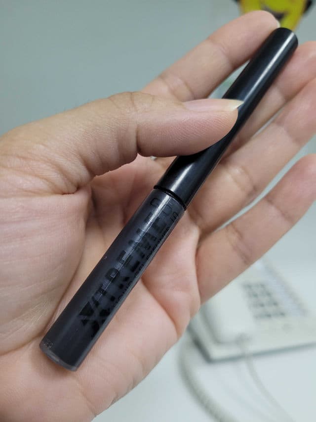 Gosh Xtreme Liquid Gel Eye Liner 001 Black review photo by feefatz