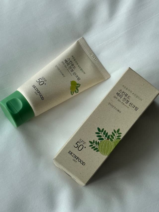 SKINFOOD Berry Soothing Sun Cream SPF50+ PA++++ review photo by RBme