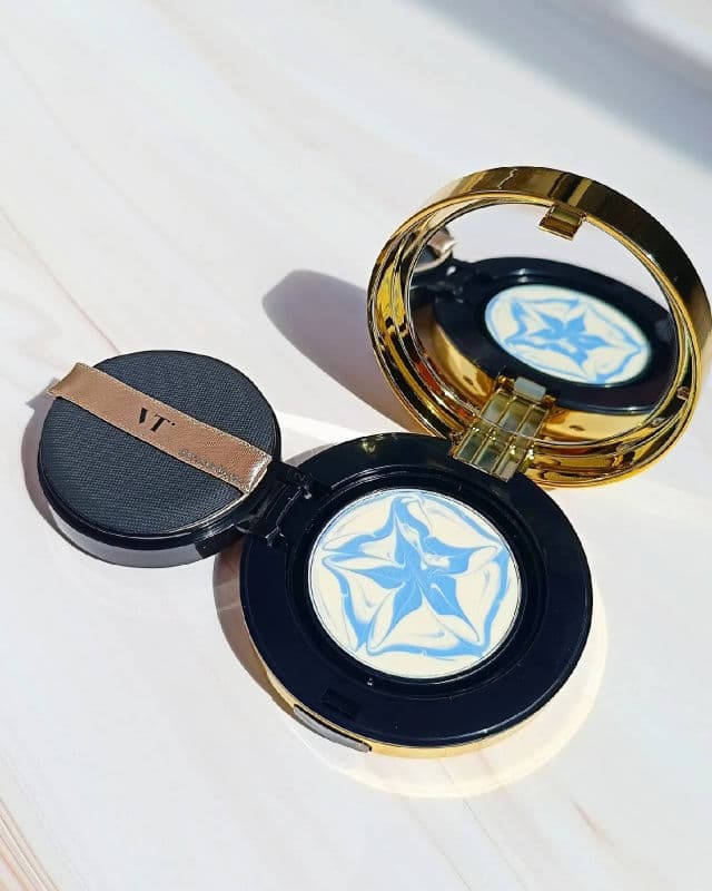 VT COSMETICS Cica Essence Sun Pact SPF50+ PA+++ review photo by prisskindiaries