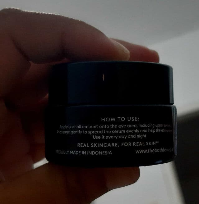 The Bath Box Eye Essential Serum in Jar review photo by riannadewi