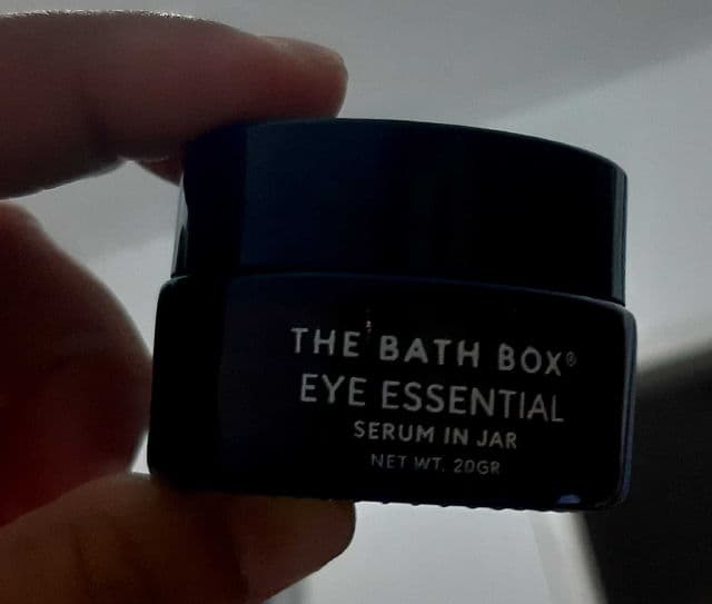 The Bath Box Eye Essential Serum in Jar review photo by riannadewi