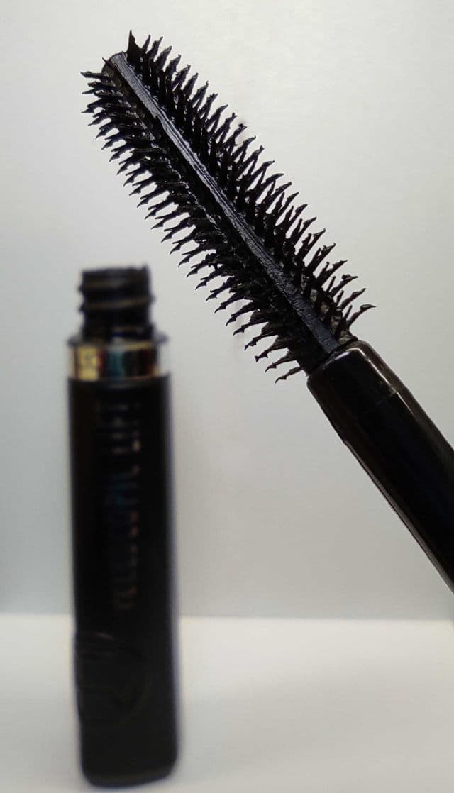 L'Oreal Paris Telescopic Instant Lift Washable Mascara review photo by avie151