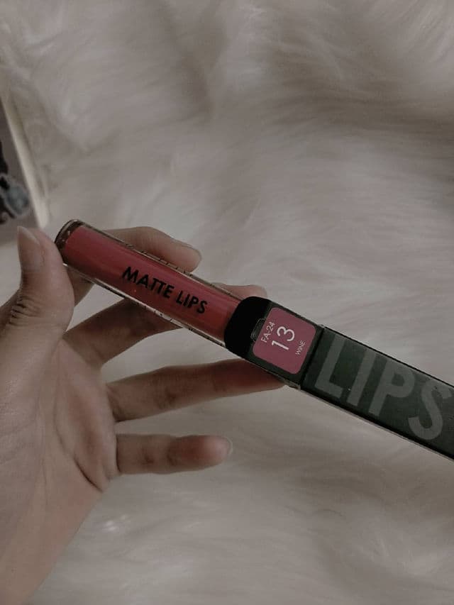 Focallure Transfer-Proof Liquid Lipstick #13 Wine review photo by paxlin3