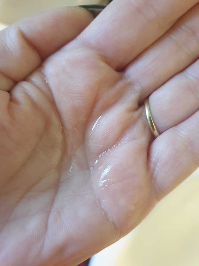 Vichy Neovadiol Meno 5 Bi-Serum review photo by DacealuK