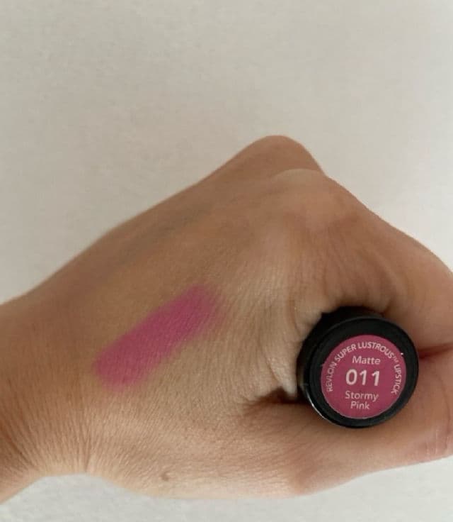 Revlon Super Lustrous The Luscious Mattes Lipstick review photo by vichyTester