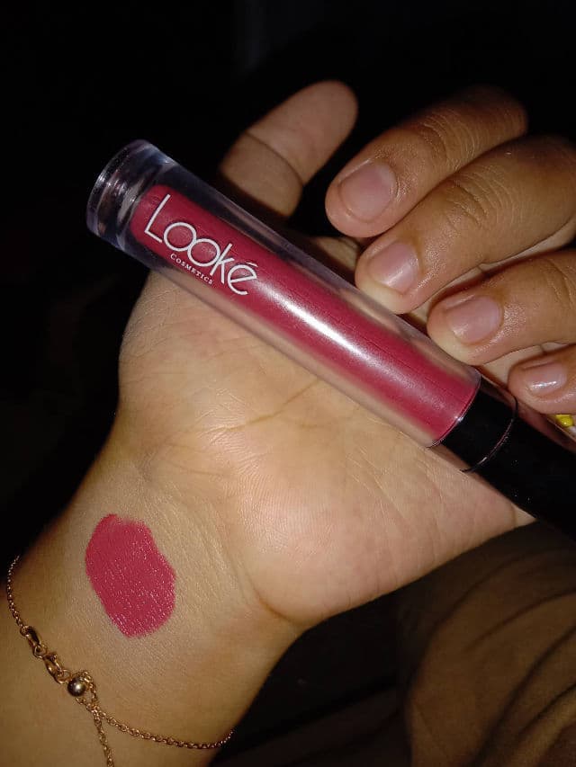 Looké Cosmetics Holy Lip Creme review photo by AliifahNa