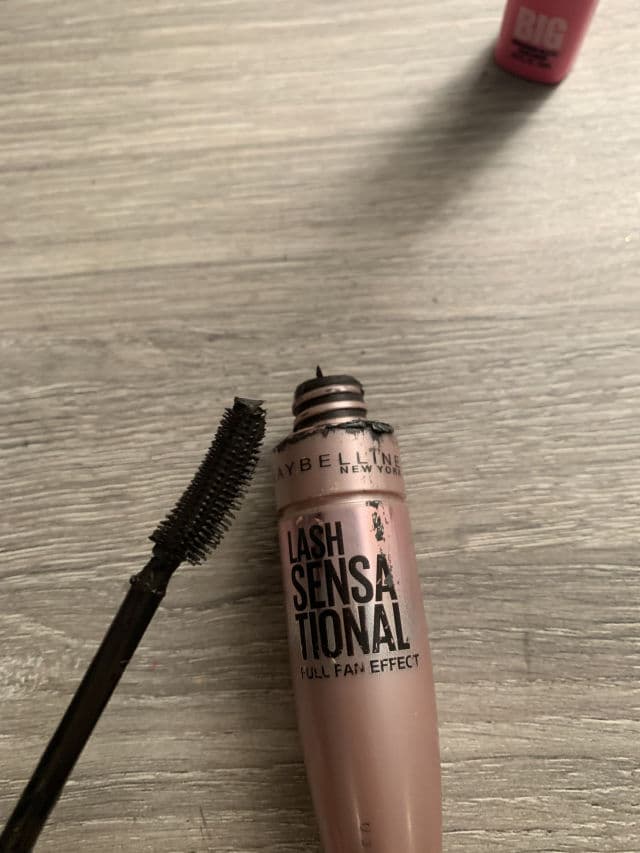 Maybelline Lash Sensational Full Fan Effect Mascara review photo by gracietilly