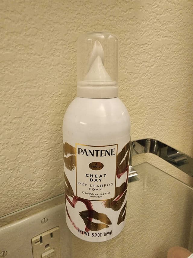 Pantene Cheat Day Dry Shampoo Foam review photo by EnxhiB