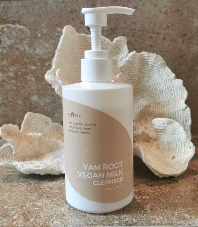ISNTREE Yam Root Vegan Milk Cleanser review photo by reviewedbyemy