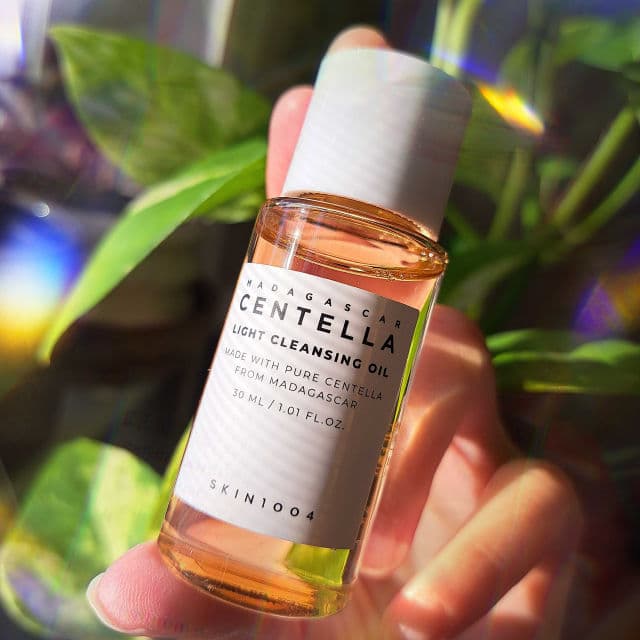 SKIN1004 Madagascar Centella Light Cleansing Oil review photo by Robynrose